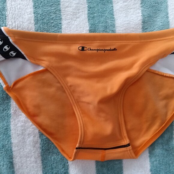VINTAGE / RARE CHAMPION ORANGE SWIM BRIEF, (*) SIZE SMALL, 30"-32" (Pre-Owned) - Picture 1 of 7